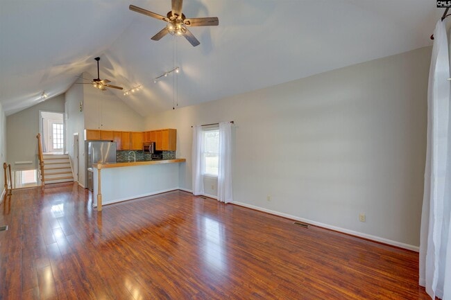 Photo - 728 Blanding St