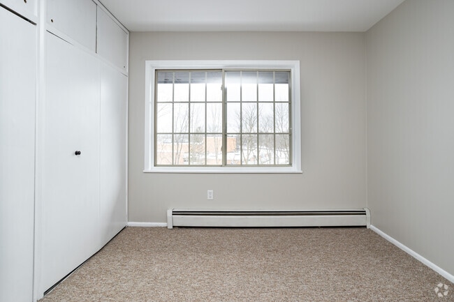 Oneida Garden Apartments