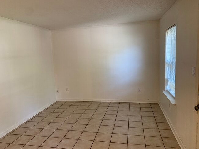 Photo - 1601 Live Oak St