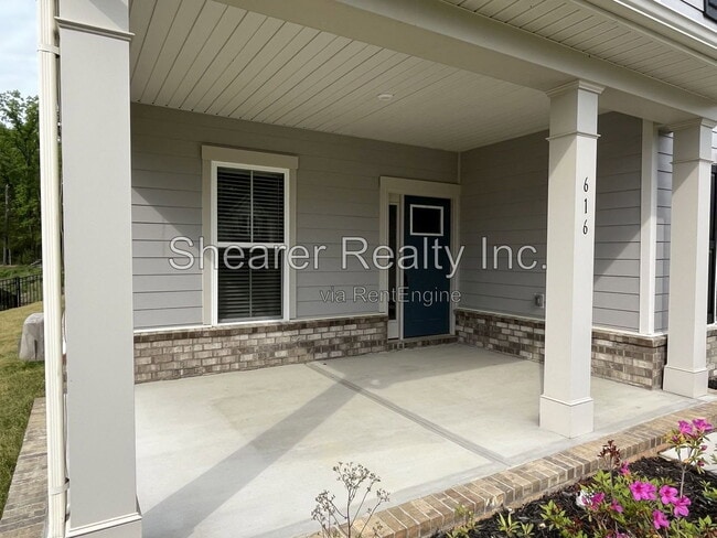 Photo - 616 Southstone Dr
