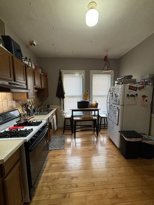 Photo - 2901 N Prospect Ave Unit 2901 N. Prospect Ave. - Lower