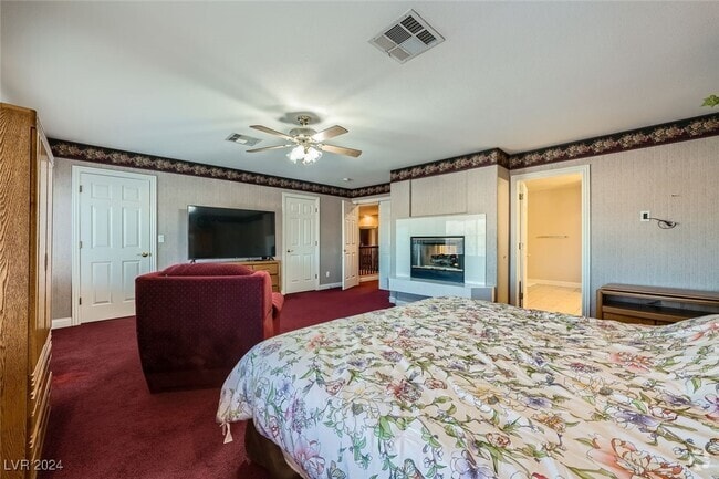 Building Photo - 8748 Castle Hill Ave Rental