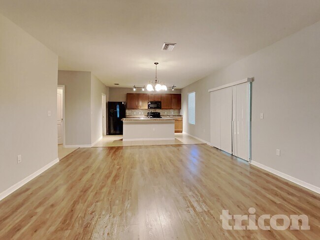 Photo - 3799 Crossline Dr