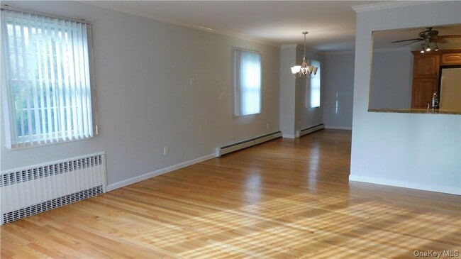 Photo - 10 S Nauraushaun Rd