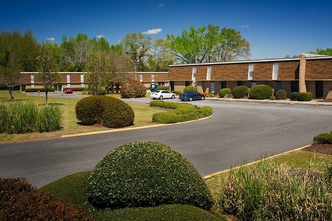 Ashley Chase Apartments - Ashley Chase Apartments