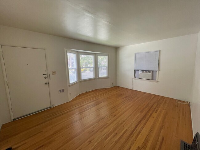 Photo - 1226 N Cordova St