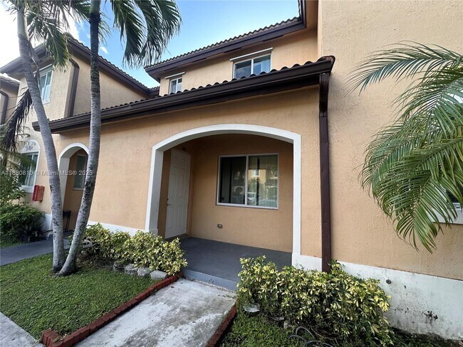 Building Photo - 12080 SW 268th St Rental