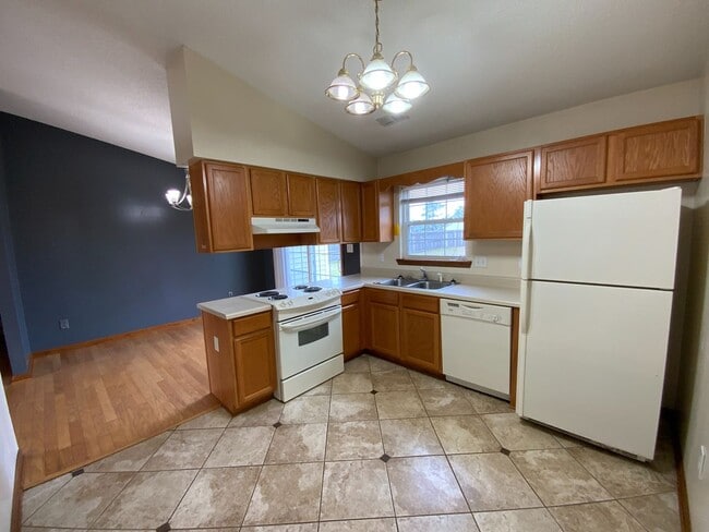 Photo - 3 Bd 2 Ba in Cherrywoods