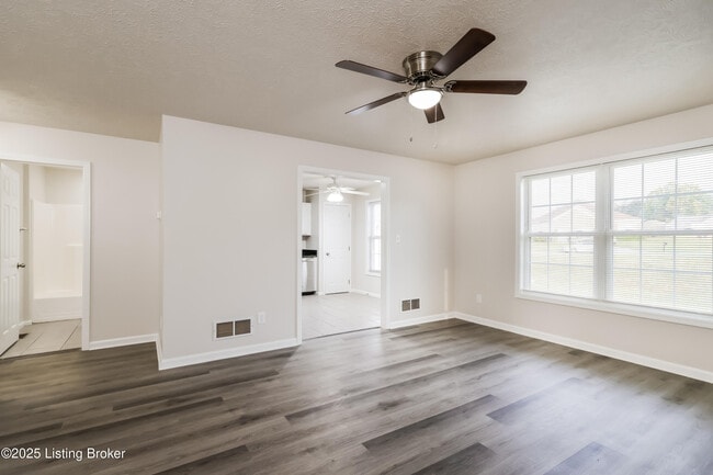 Photo - 308 Tex Ave