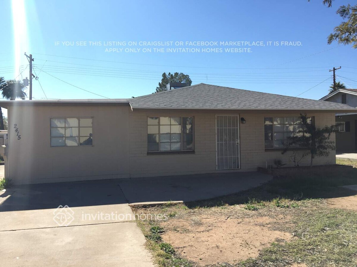 Photo - 2415 W Maryland Ave