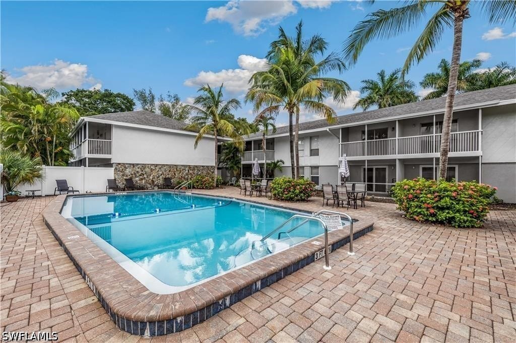 Photo - 1849 Maravilla Ave Unit A8