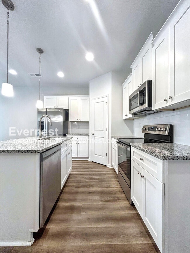 Photo - 1225 Marble St