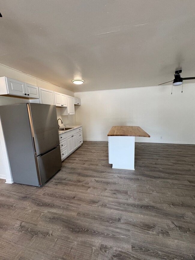 Photo - 2341 County Rd 269 Unidad B