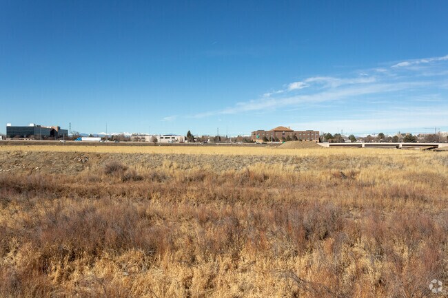 22 de marzo - Avenza Townhomes