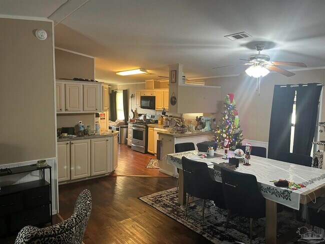 Photo - 5434 Rogers Ave