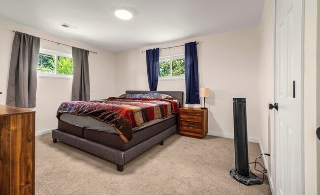 Photo - 601 Hackberry Dr