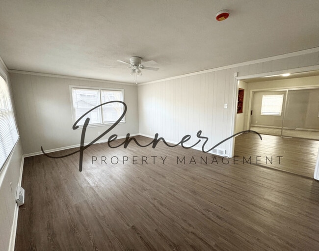 Photo - 811 S Hardy Ave