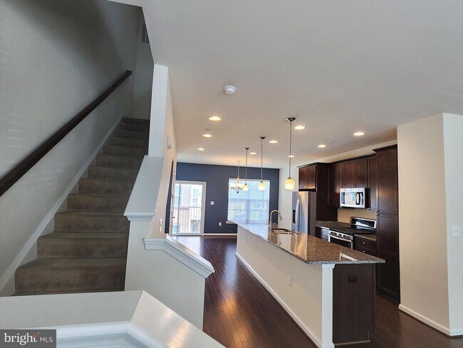 Photo - 6082 Forum Sq Townhome