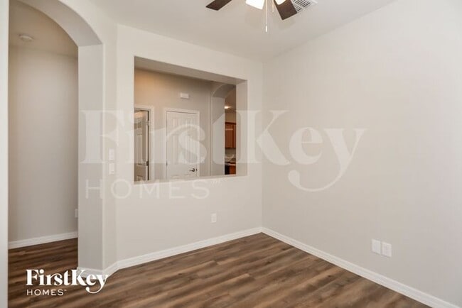 Photo - 1408 W Nectarine Ave