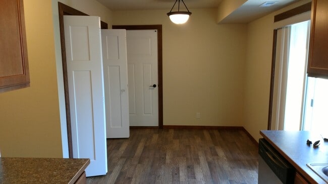 Photo - Post Fall Duplex with 1 car garage