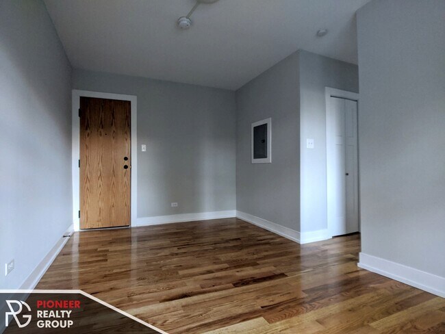 Photo - 908 W George St Unit 2904-L1