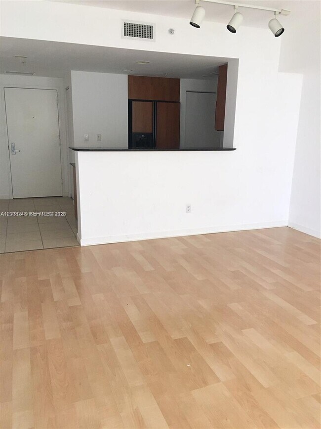 Photo - 335 S Biscayne Blvd Unit 2006