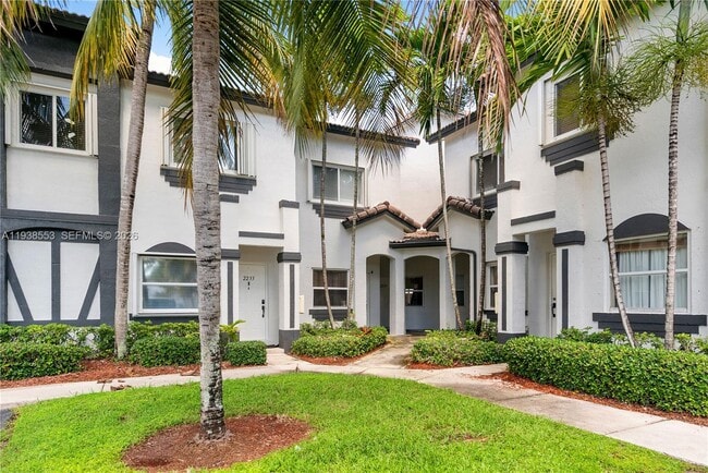 Building Photo - 2229 SE 25th Ave