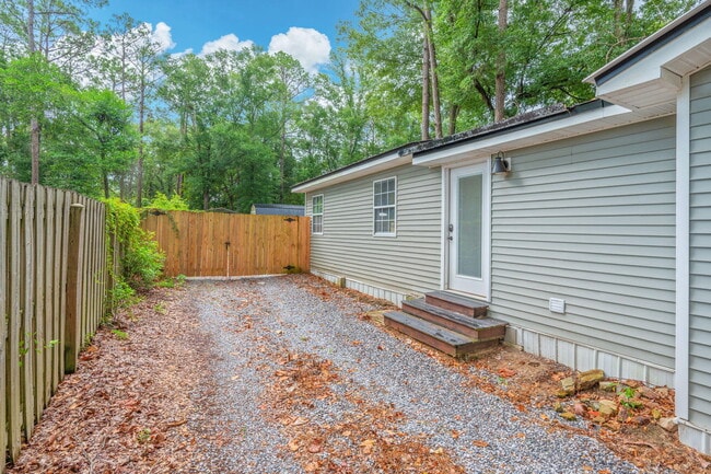 Photo - 271 Bracewell St