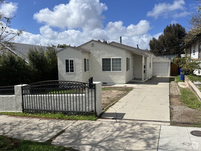 Building Photo - 3426 Cherokee Ave Unit 3426 Rental