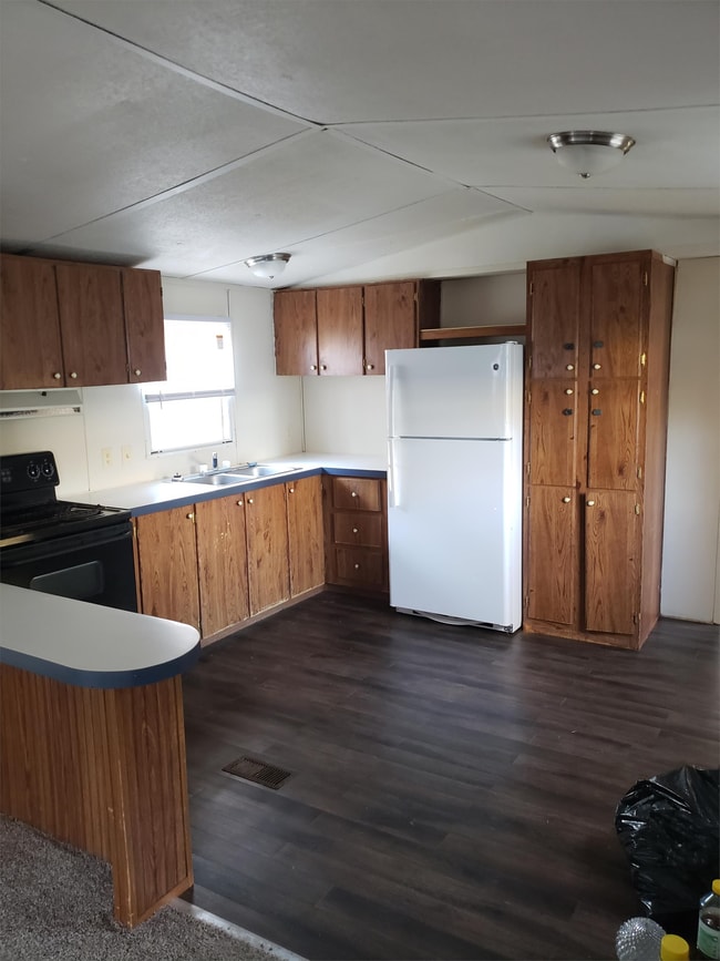 Building Photo - 60 K Way