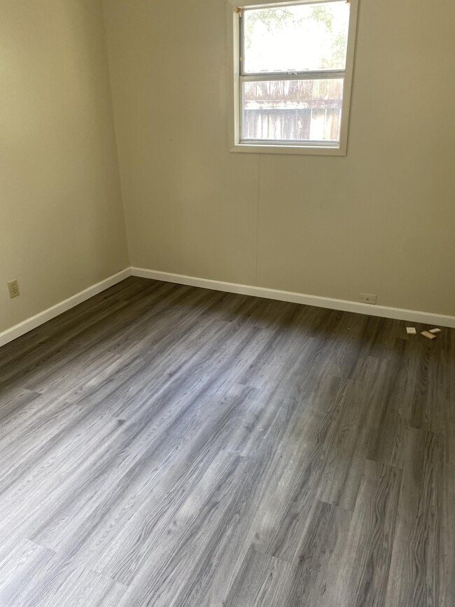 Photo - 35257 Bond Dr