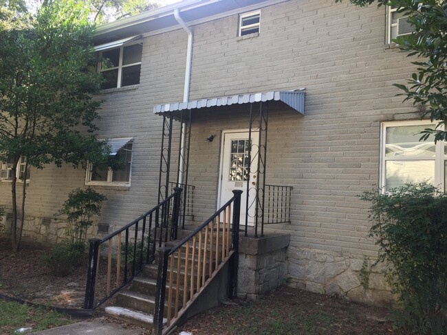 Photo - 1015 Rosser St NW Unit 4A