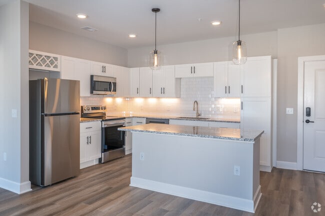 Interior Photo - The Linc Valpo