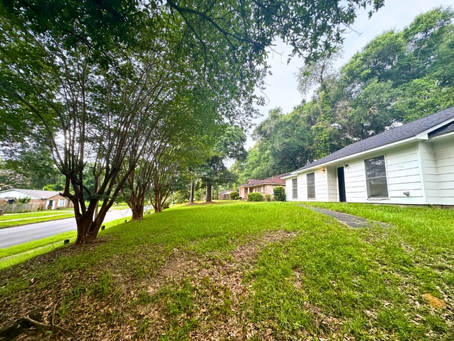 Photo - 313 Vanderbilt Dr