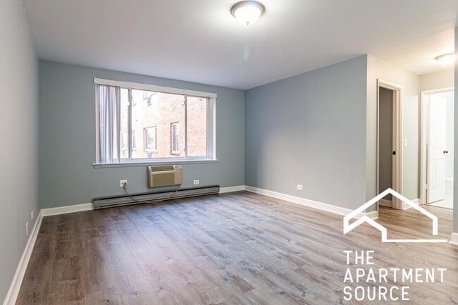 3825 N Pine Grove Ave Unit 314