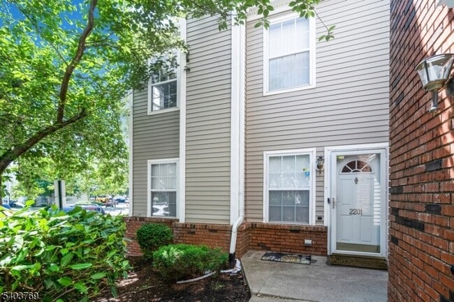 Photo - 2201 Timber Ridge Ct