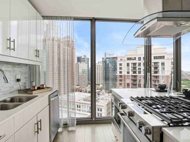 Photo - 1028 S State St