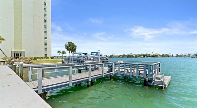 400 64th Ave Unit 405