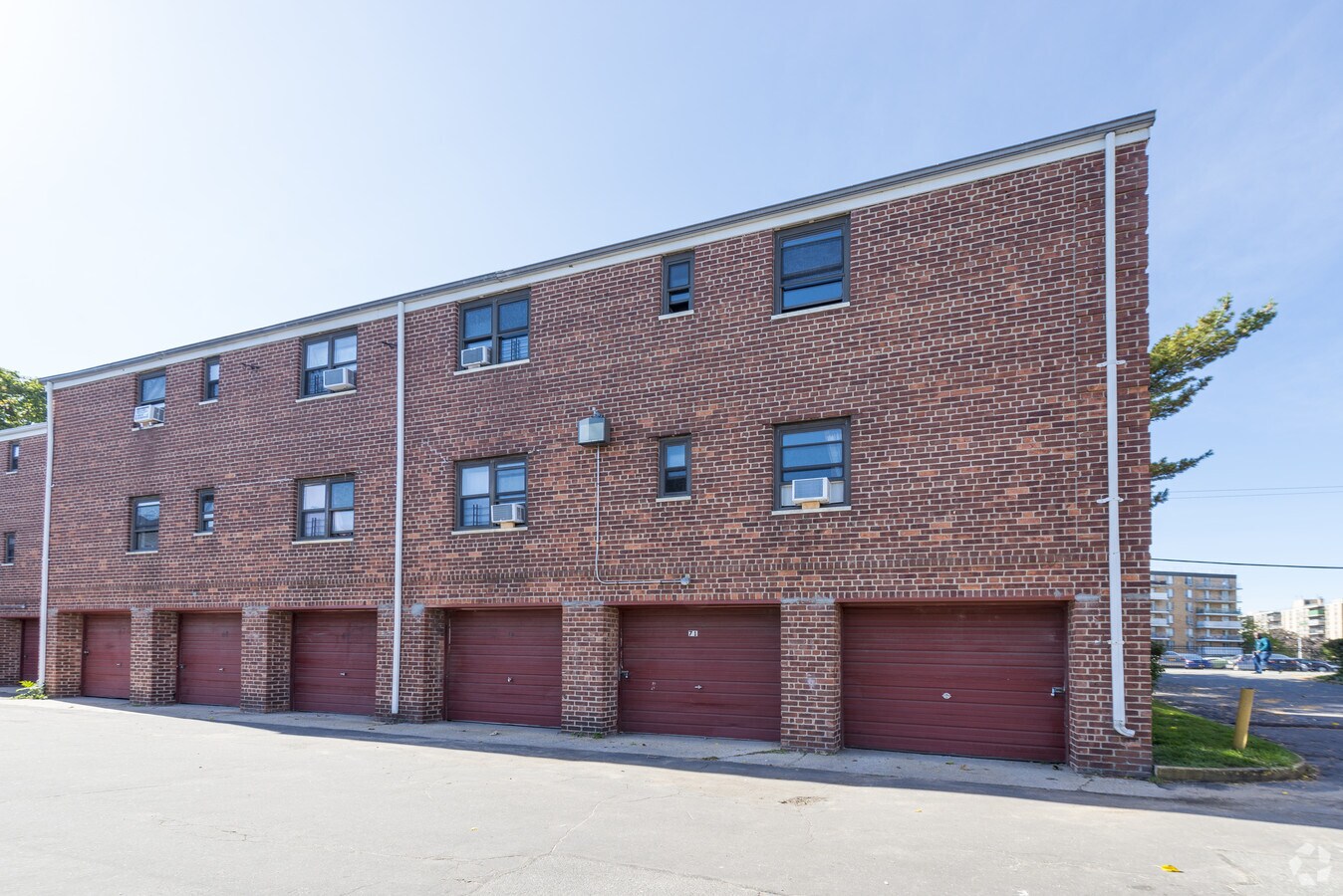 Photo - Clinton Gardens Apartments