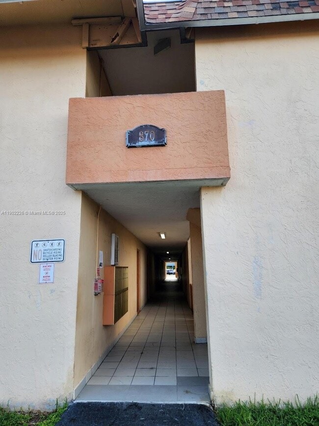 Photo - 870 SW 129th Pl Unit 205