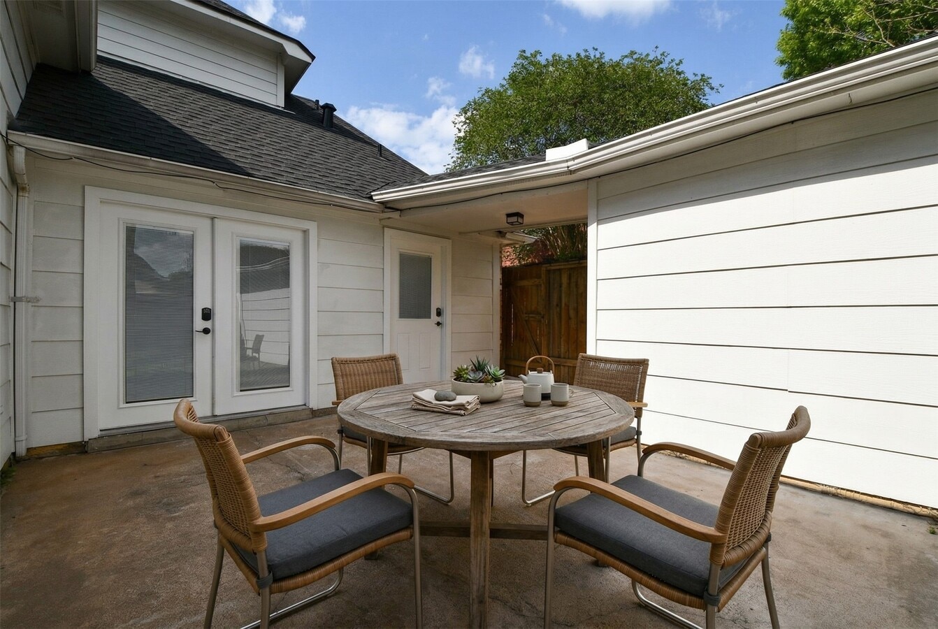 Photo - 11615 Trailmont Dr