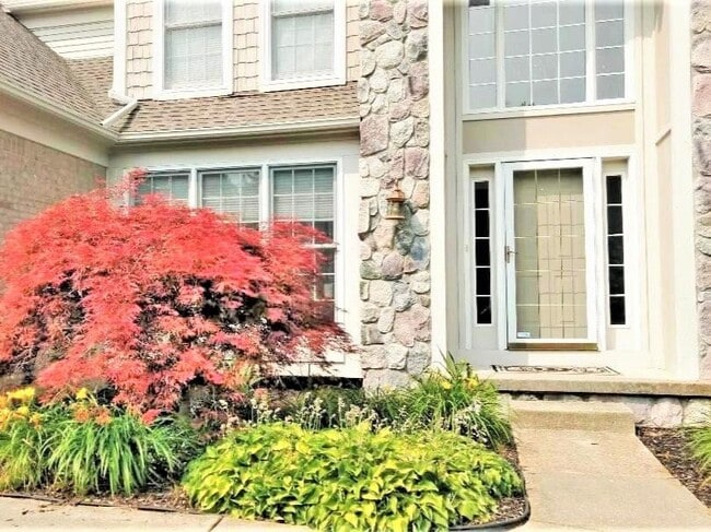 Photo - 47498 Fox Run Dr