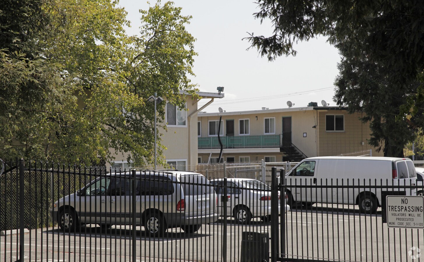 Photo - Pacifica Apartments