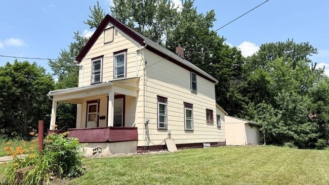 Photo - 85 Shaefer St
