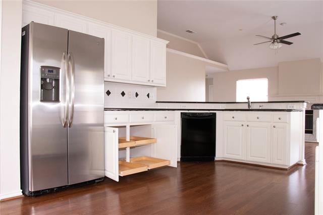 Photo - 10702 Huntington Rd