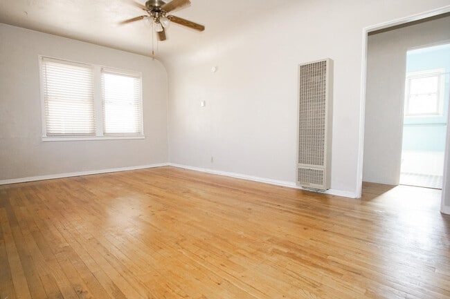 Photo - 3308 Sacramento Ave