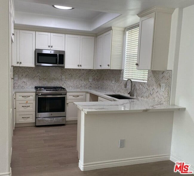 Building Photo - 6922 Knowlton Pl Unit 201 Rental