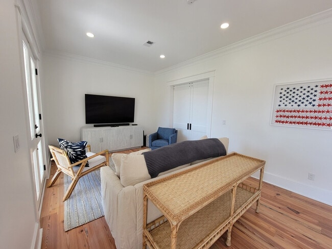 Photo - 506 N Beach Blvd Unidad SI ID1473638P