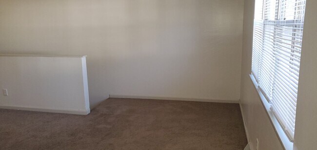 Photo - 6003 N Gregory Dr Unidad B