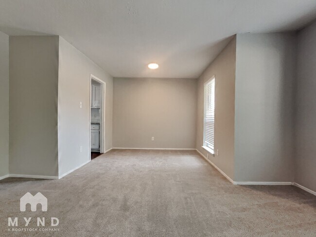 Photo - 15218 Woodhorn Dr